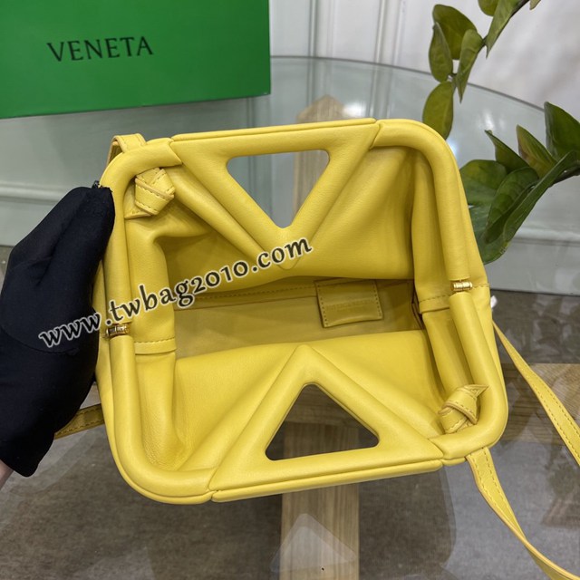 Bottega veneta高端女包 98088 寶緹嘉THE TRIANGLE BV專櫃新款毛茛黃三角形五金手提女包  gxz1133